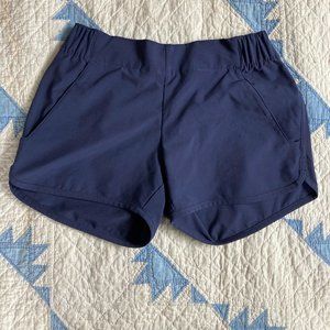 Women's pull on stretch shorts